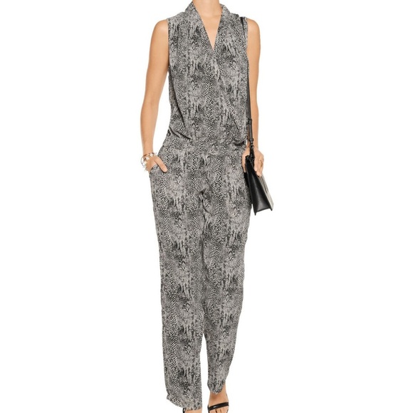W118 By Walter Baker Women S Gray Snake Animal Print Sleeveless Kiley Jumpsuit - Picture 1 of 13